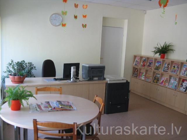  Ceriņu bibliotēka